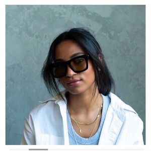 Elegant Black Sunglasses for Women